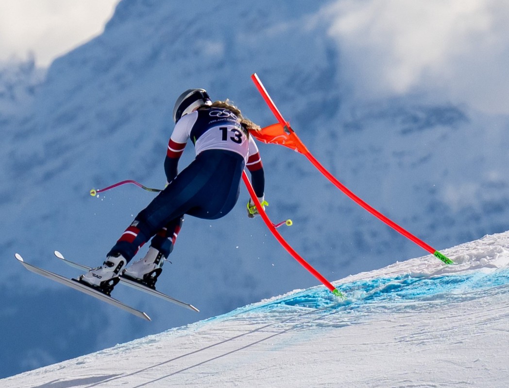 Lindsey Vonn Crash Video 2026 and Racing Against the Body